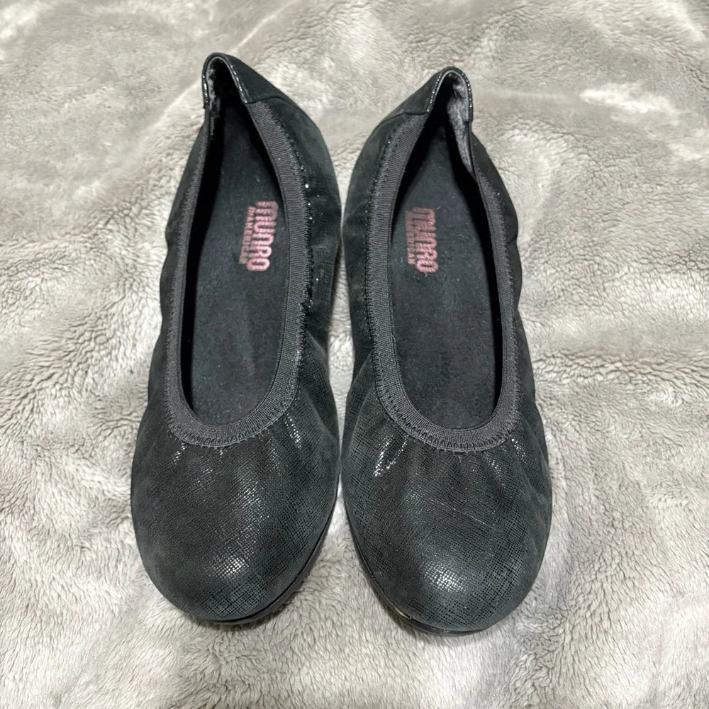 Munro Black Wide Women's Slip On Ballet Flats Sz 8.5 WW